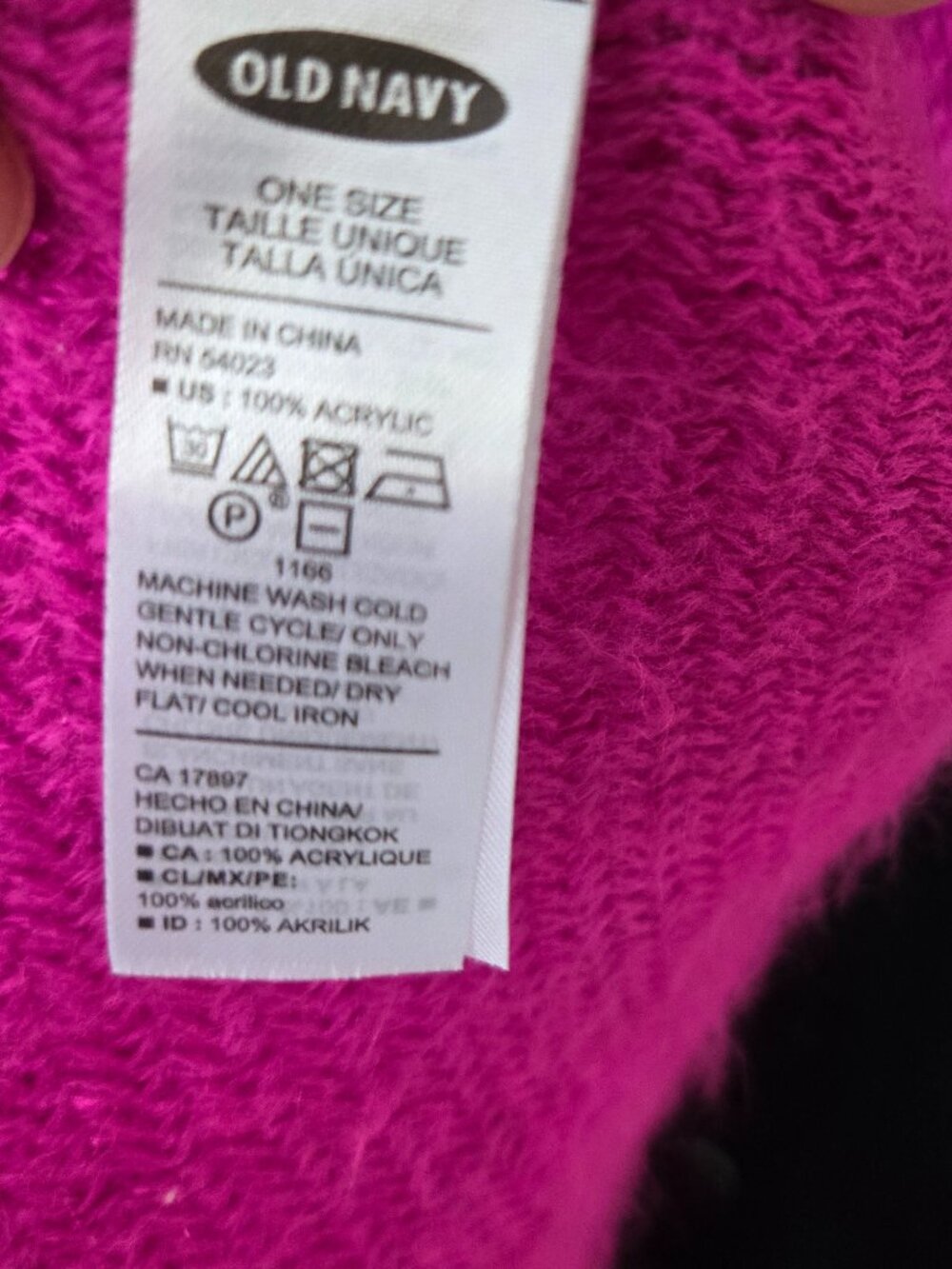 Old Navy Fuchsia Pink Knit Fringe Scarf Boho Autumn Winter - Picture 6 of 7